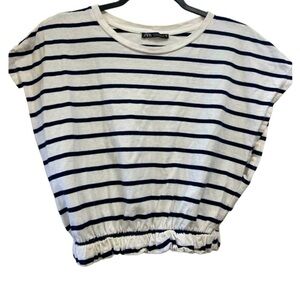 Zara‎ women’s shirt size Medium